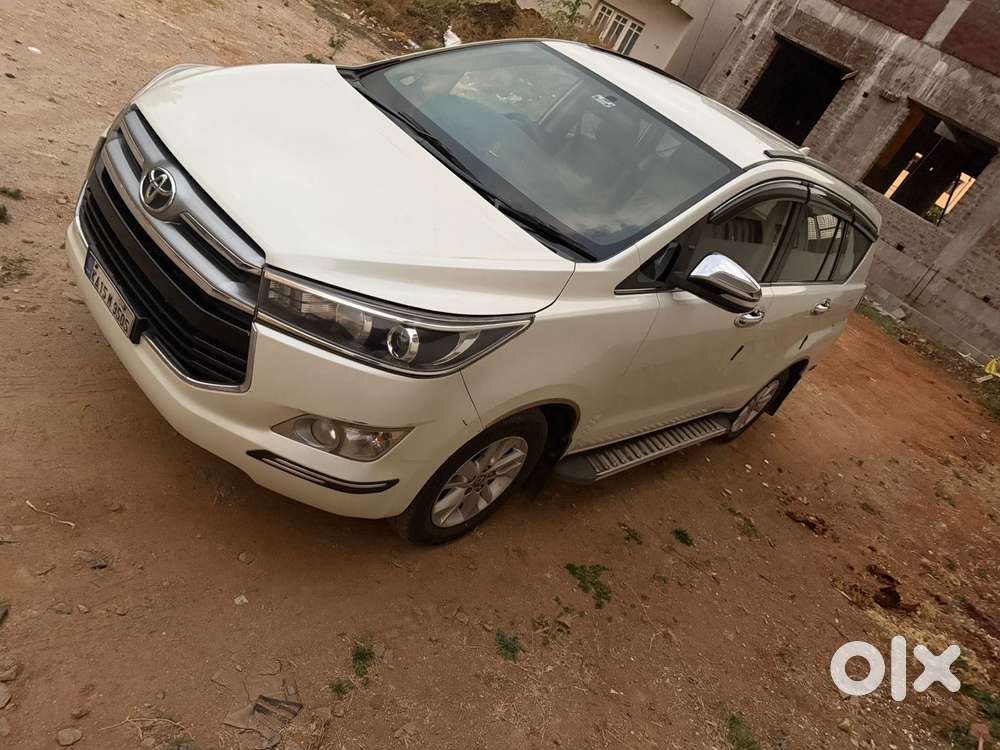Toyota Innova Crysta 2.8 Zx At, 2016, Diesel