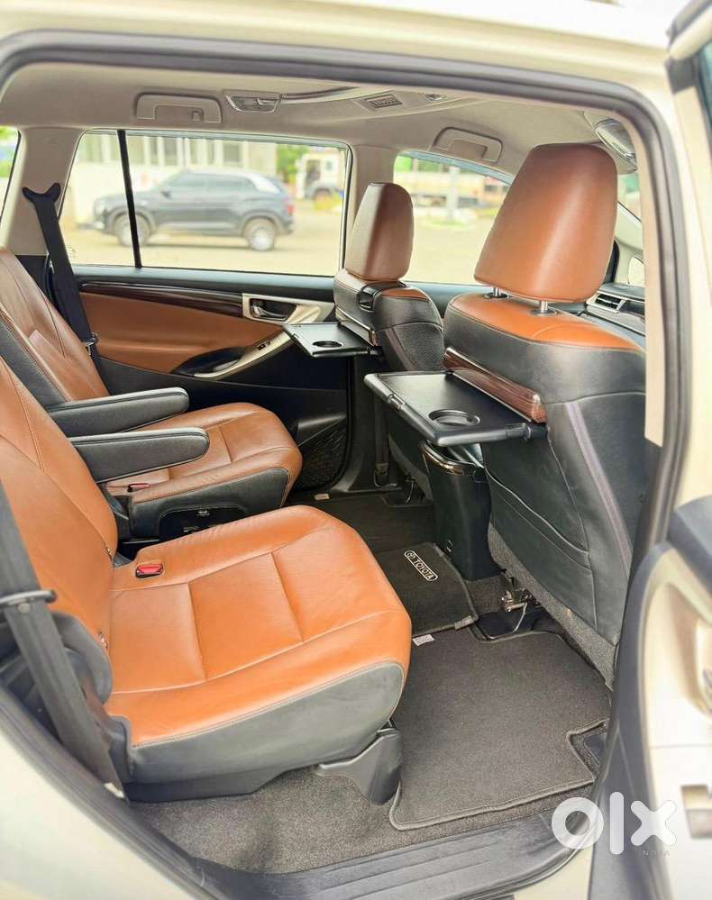 Toyota Innova Crysta 2018