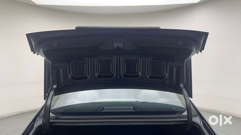 Hyundai Verna Sx 1.5 Petrol Ivt, 2024, Petrol