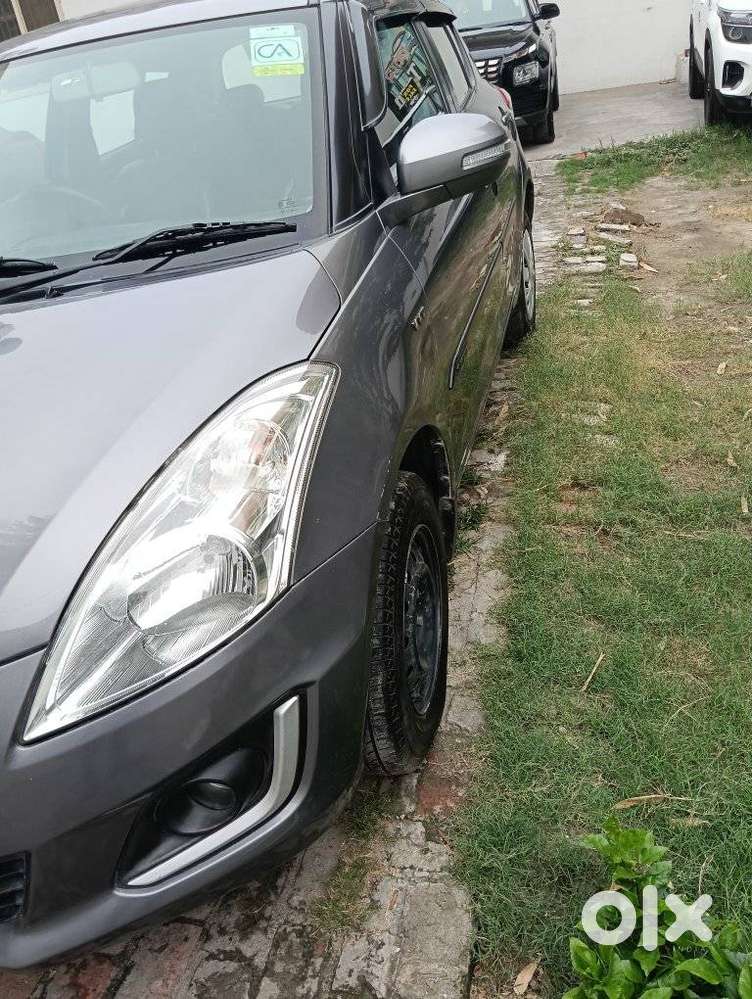 Maruti Suzuki Swift Vxi + Manual, 2015, Petrol