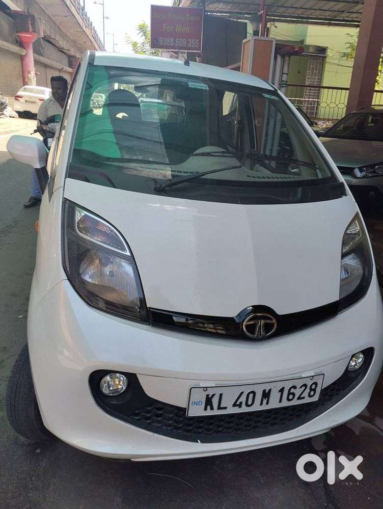 Tata Nano Xe, 2016