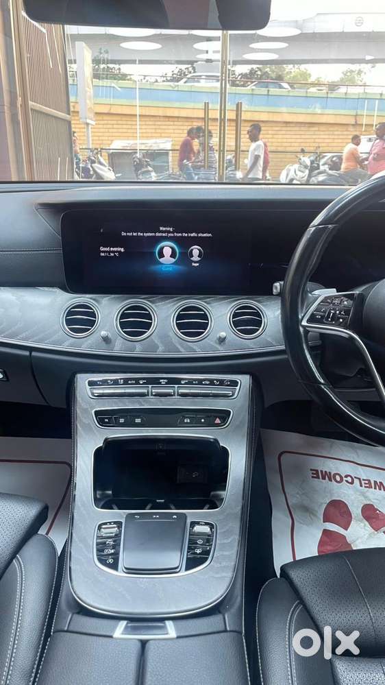 Mercedes-benz E-class E 220d Exclusive, 2023, Petrol