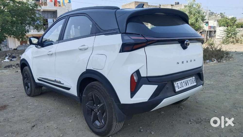 Tata Nexon Fearless Plus (ps) 1.2 Icng 6mt Red Dark Edition, 2024, C..