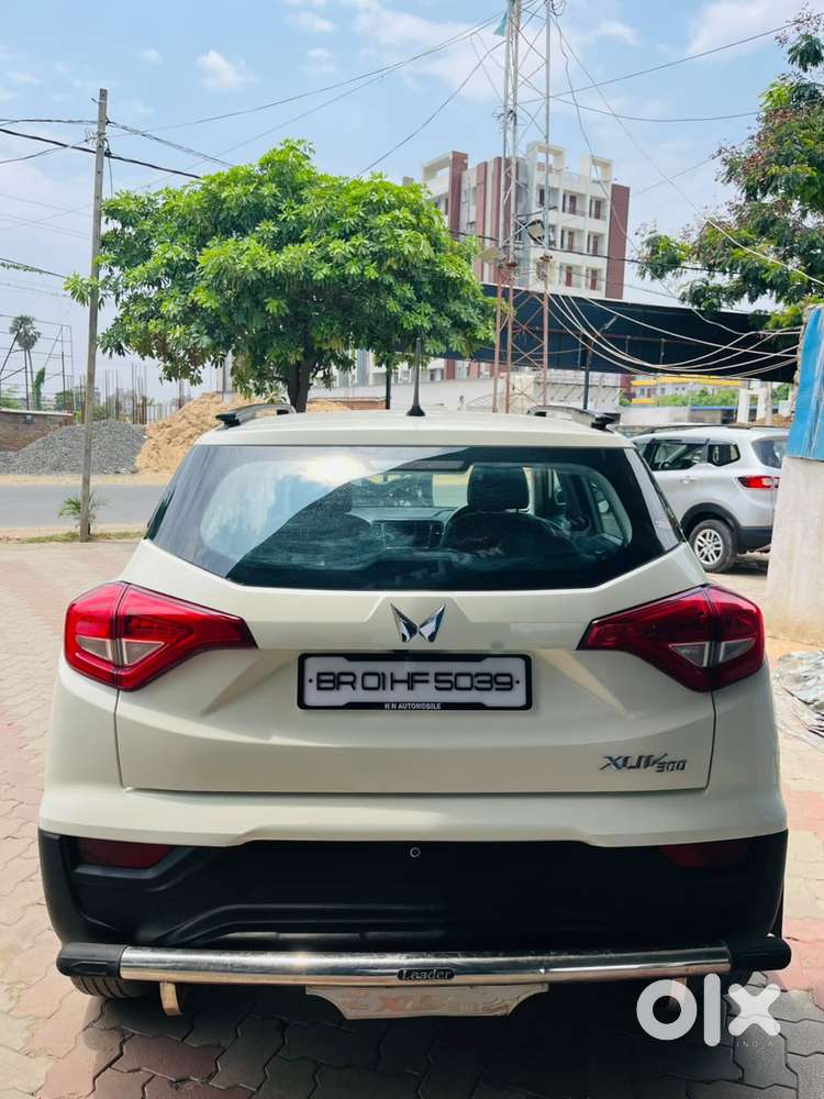 Mahindra Xuv300 W6, 2023, Petrol