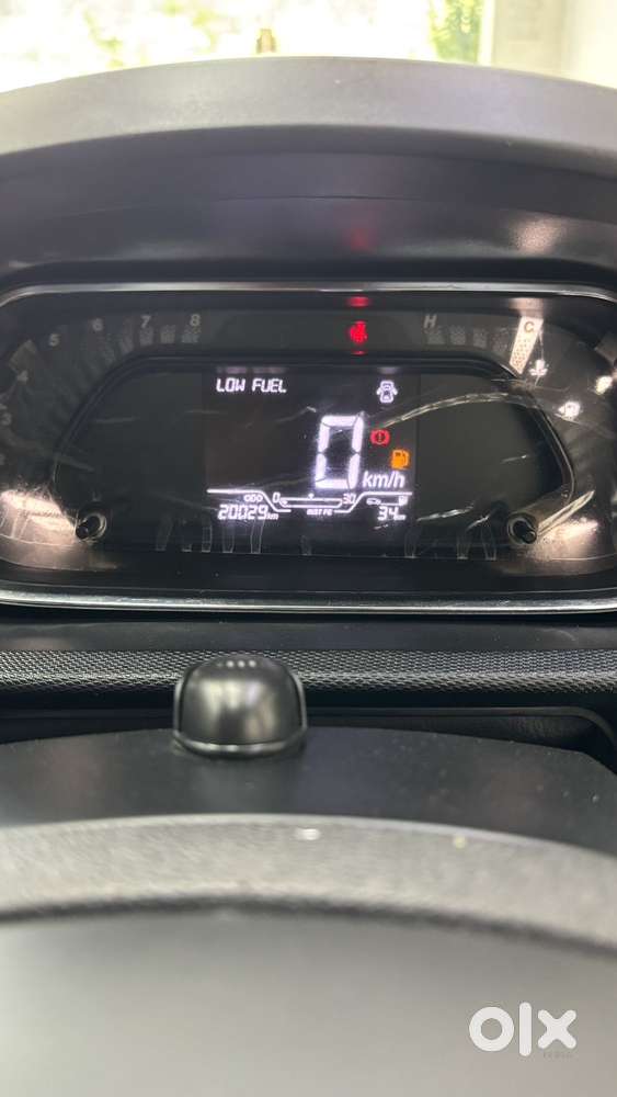 Tata Tiago 1.2 Revotron Xt (o), 2022, Petrol