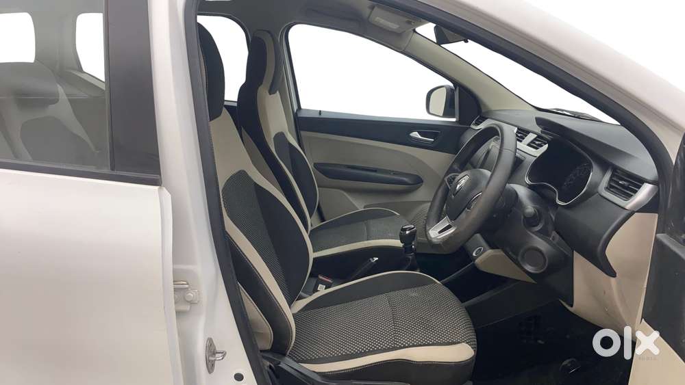 Renault Triber Rxz, 2022, Petrol