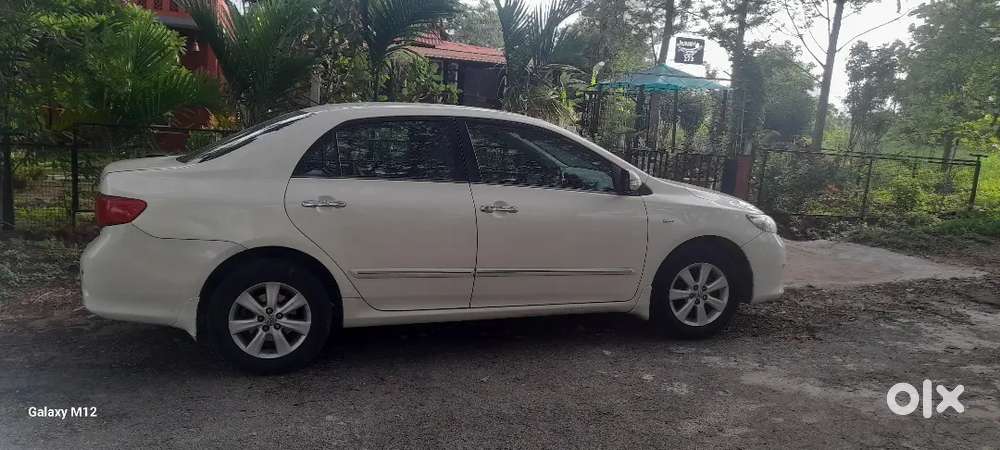 Toyota Corolla Altis 2010 Petrol 107000 Km Driven