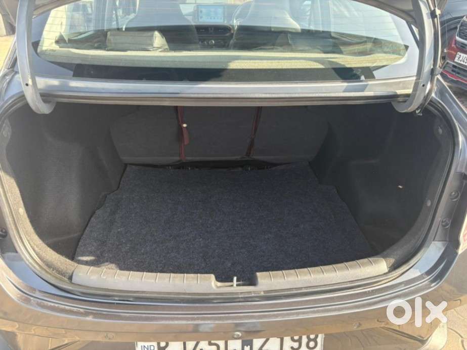 Hyundai Aura 1.2 S Petrol Amt, 2020, Petrol