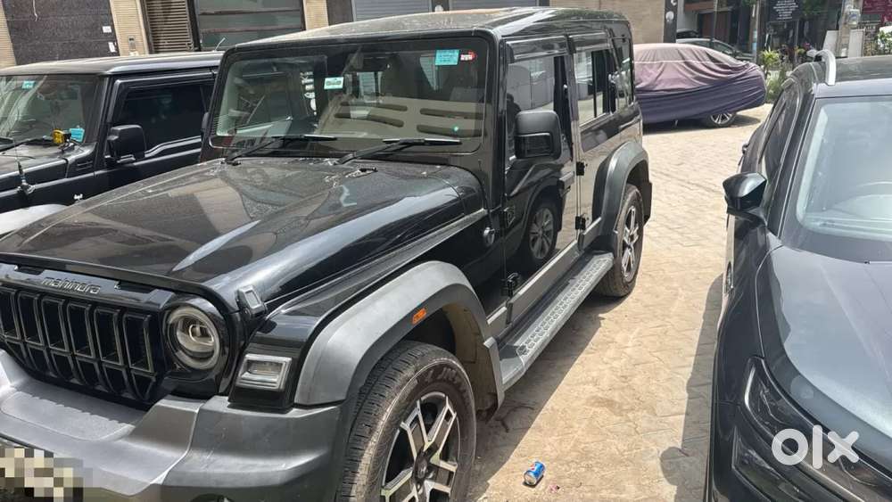 Mahindra Thar Roxx, 2025, Petrol