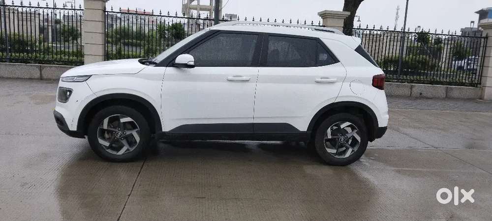 Hyundai Venue Diesel 2021