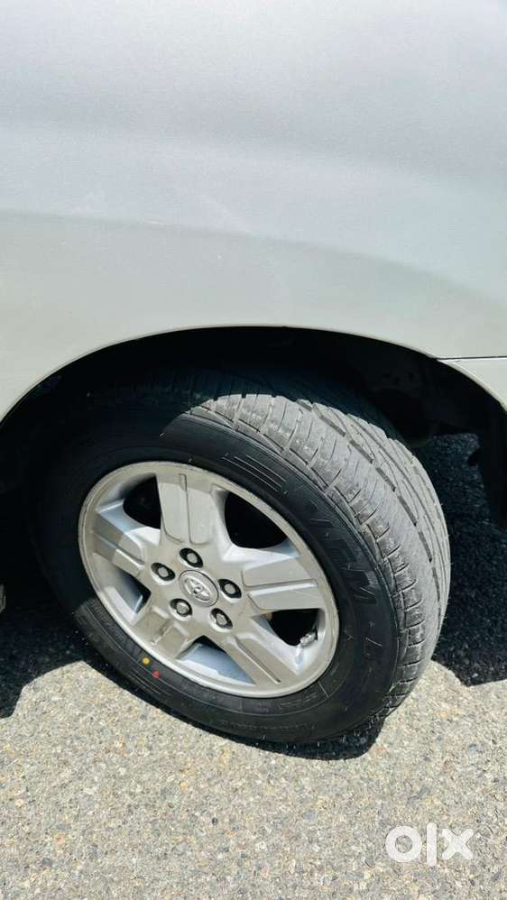 Toyota Innova 2006 Diesel Well Maintained