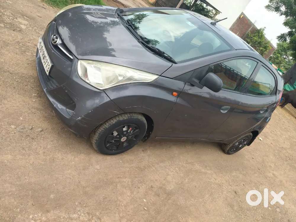 Hyundai Eon Era 2017 Petrol Manual 100000km Driven