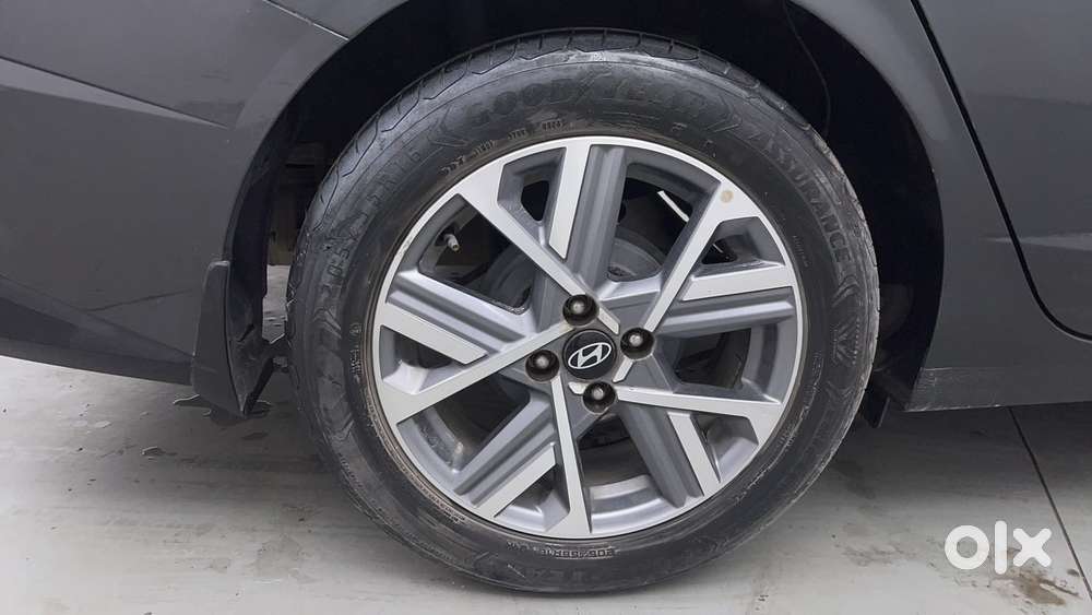 Hyundai Verna 1.5 Sx Petrol Mt, 2023, Petrol
