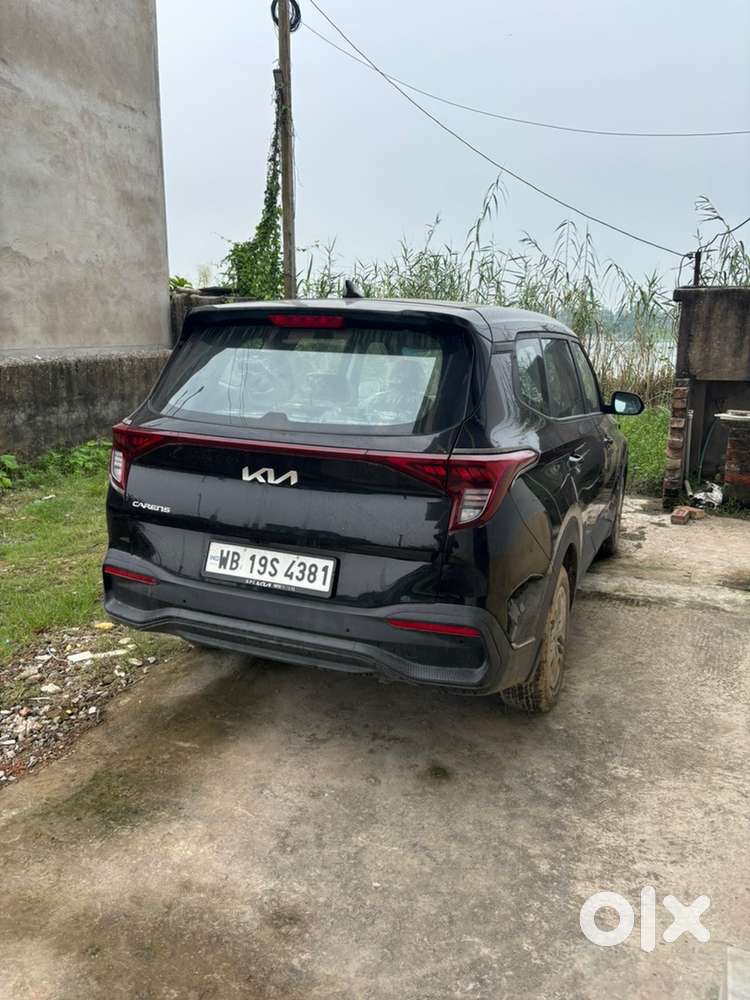 Kia Carens Petrol 2025