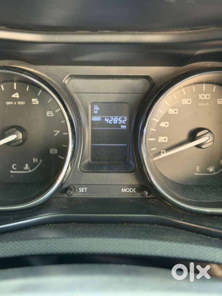 Tata Nexon Petrol 2018 Car