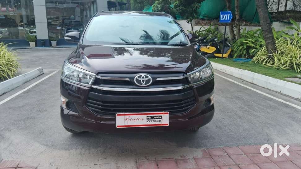 Toyota Innova Crysta 2.4 G Mt 7 Str, 2016, Diesel