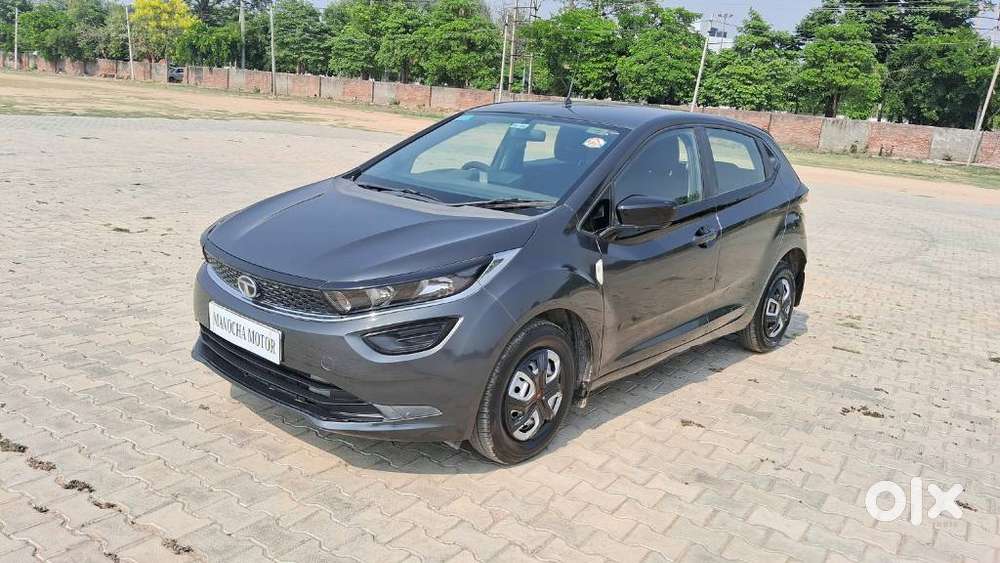 Tata Altroz 1.2 Xe, 2020, Petrol