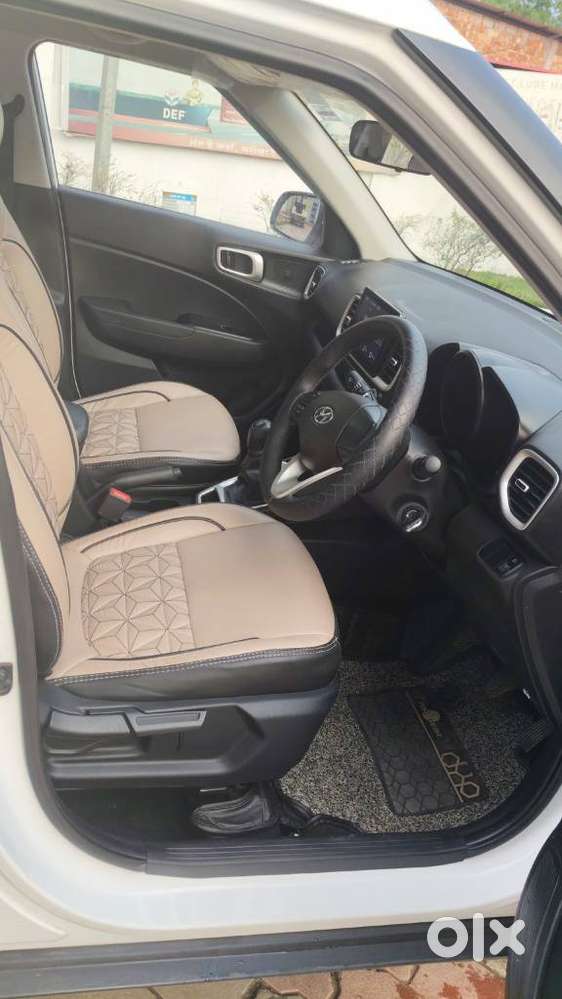 Hyundai Venue 1.2 S Plus, 2022, Petrol