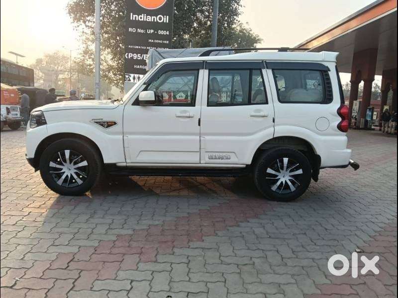 Mahindra Scorpio S6 Plus, 2016, Diesel
