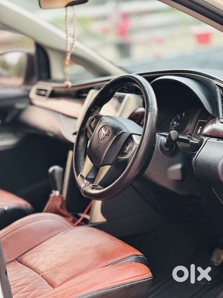 Toyota Innova Crysta 2.4 V, 2017, Diesel