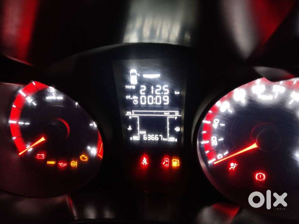 Mahindra Xuv300 W6 Diesel, 2022, Diesel