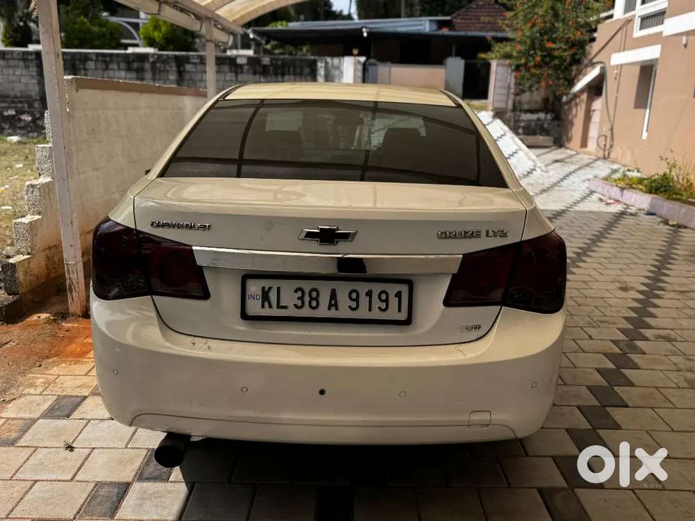 Chevrolet Cruze – Well Maintained
* Chevrolet Cruze Ltz 2010