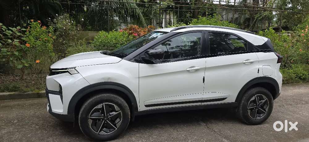Tata Nexon 2024 Petrol