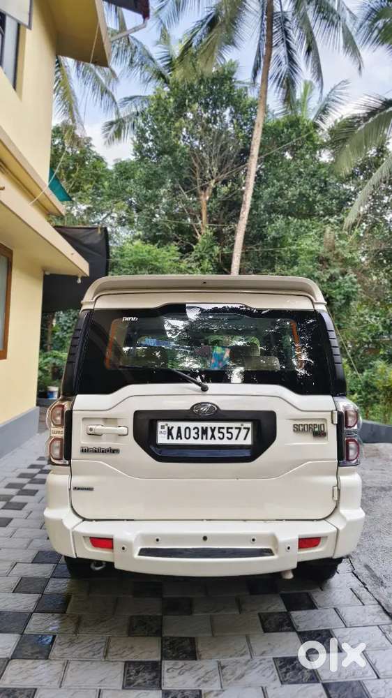 Mahindra Scorpio Classic 2016 Diesel Automatic