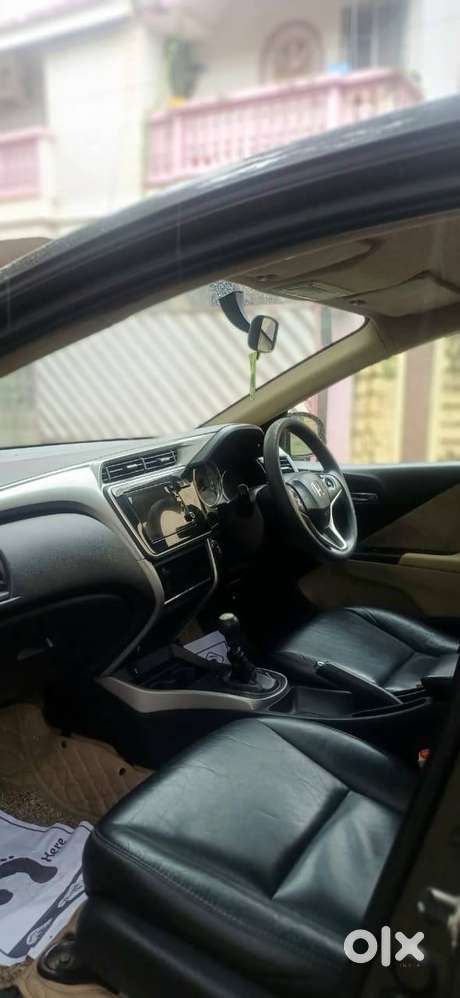 Honda Version: City 1.5 V Fuel  - Petrol  Model - 20