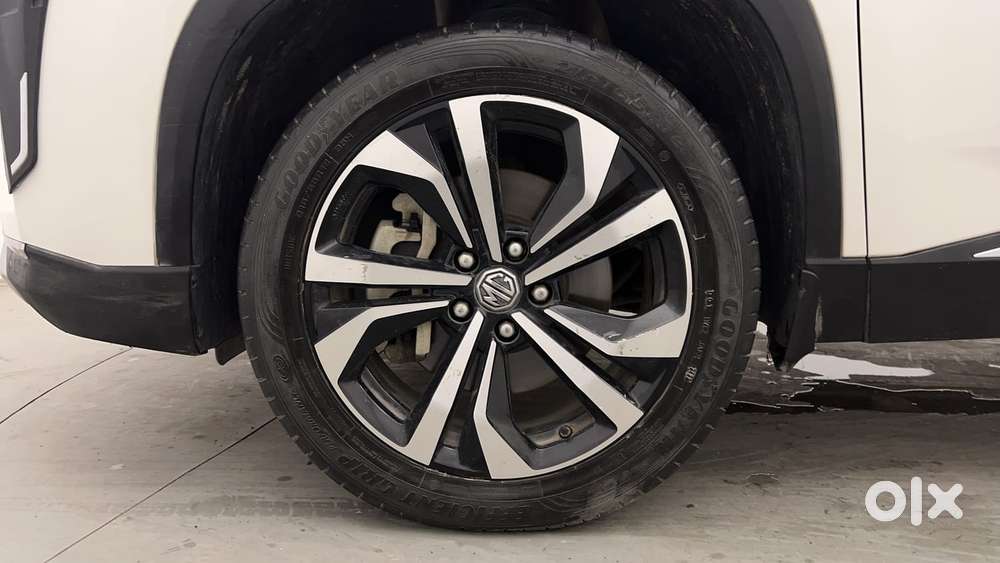 Mg Hector Sharp Pro 1.5 Turbo Cvt, 2023, Petrol