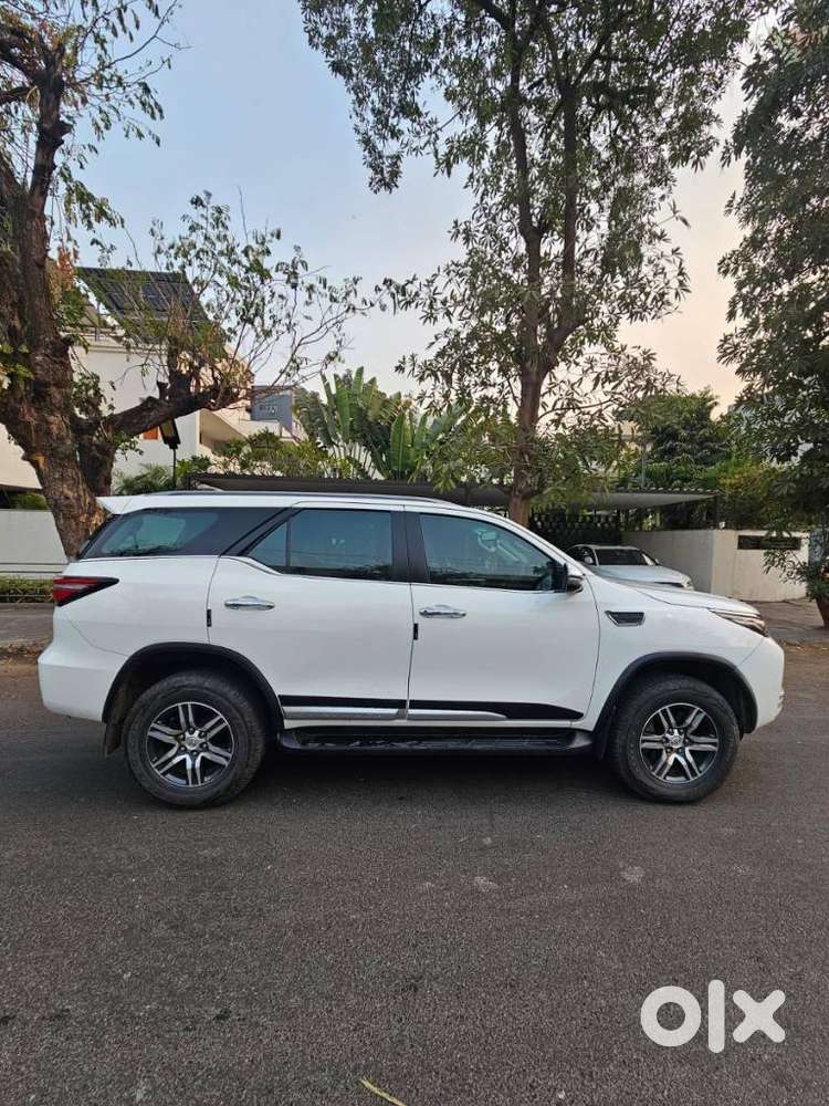 Toyota Fortuner 4x2 At 2.8 Diesel, 2023, Diesel