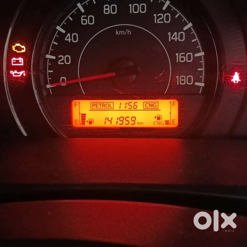 Only Genuine Buyers Contact Me 
Broker And Car 24 Spinny Don't Contact