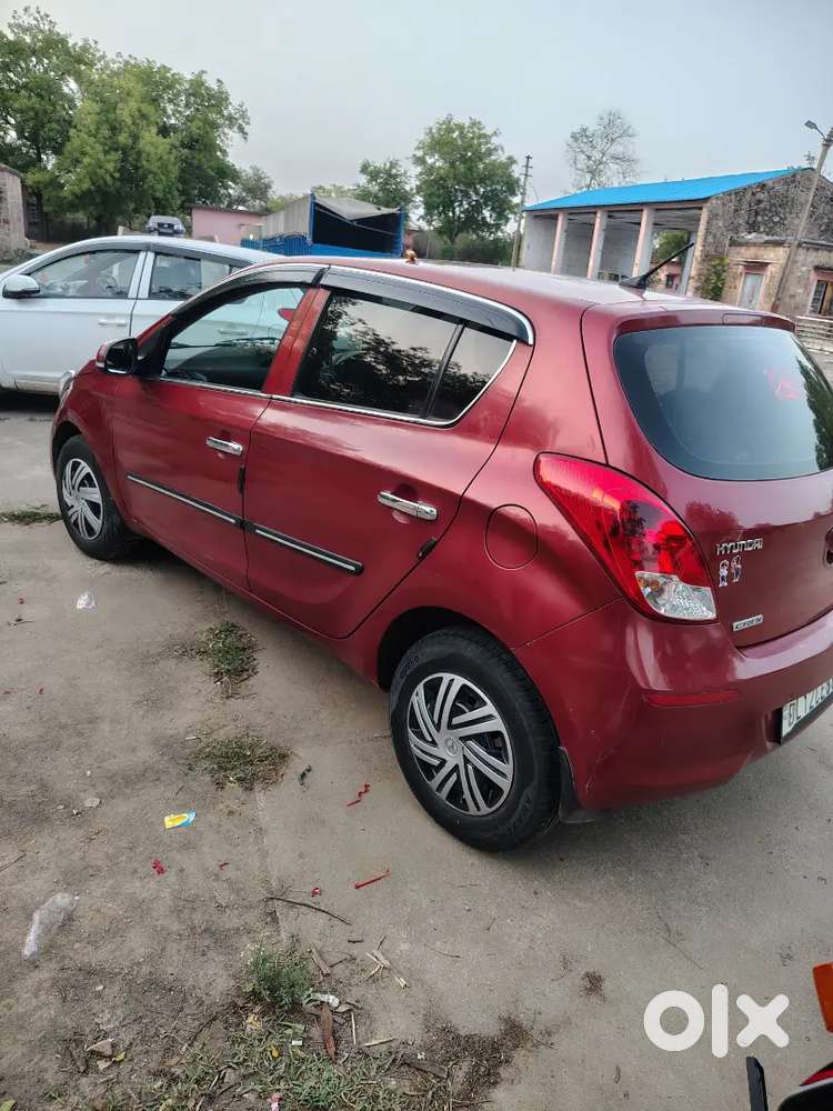 Hyundai  I20 2014 Diesel 72000 Km Driven, Very Nice Govt Employee Car