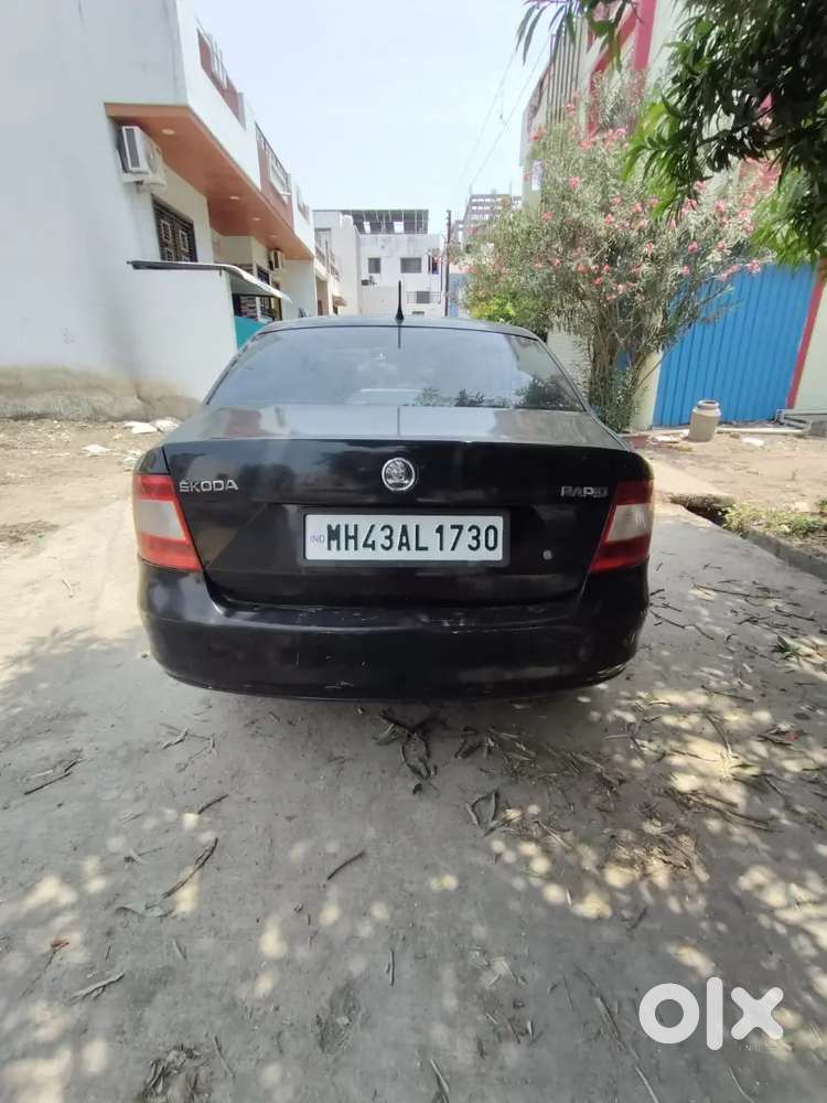 Skoda Rapid 1.6 Ambition 2012
