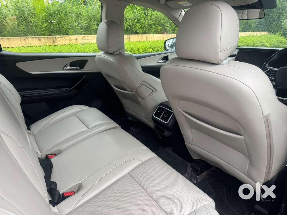 Mahindra Xuv700 2.2 Ax 7 Diesel Mt Str, 2022, Diesel