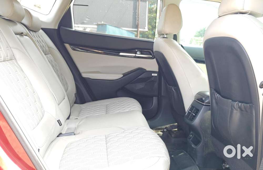 Kia Seltos 1.5 Htx+ Petrol At, 2019