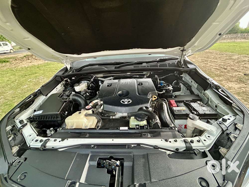 Toyota Fortuner Legender 4x4 At 2.8, 2025, Diesel