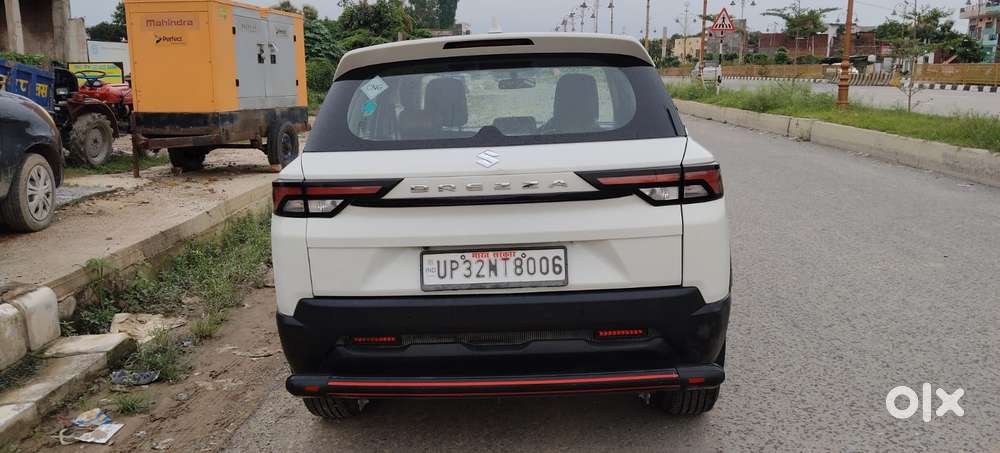 Maruti Suzuki Brezza 1.5 Lxi Cng, 2023, Cng & Hybrids
