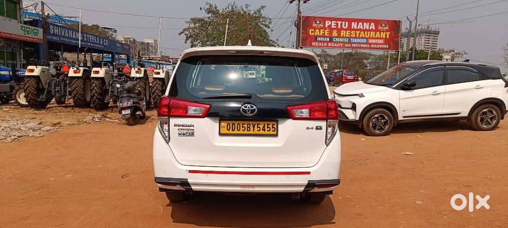 Toyota Innova Crysta 2.4 Gx Mt 8s, 2025, Diesel