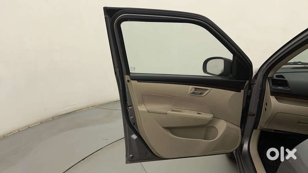 Maruti Suzuki Swift Dzire 1.3 Vxi, 2014, Petrol