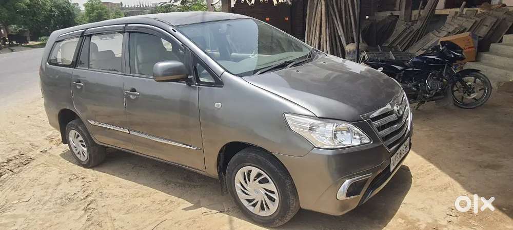 Toyota Innova 2012 Diesel 165000 Km Driven