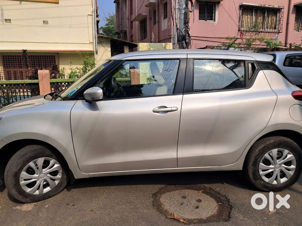 Maruti Suzuki Swift Vxi + Manual, 2021, Petrol