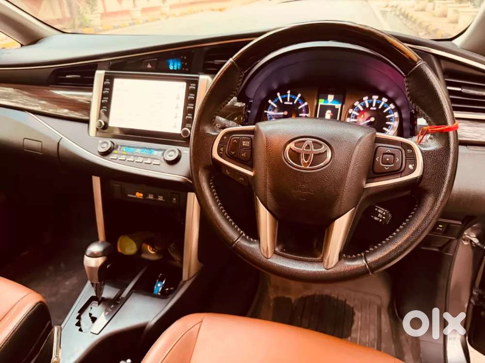 Toyota Innova Crysta [2020-ongoing] 2.7 Zx At 7 Str, 2022, Petrol