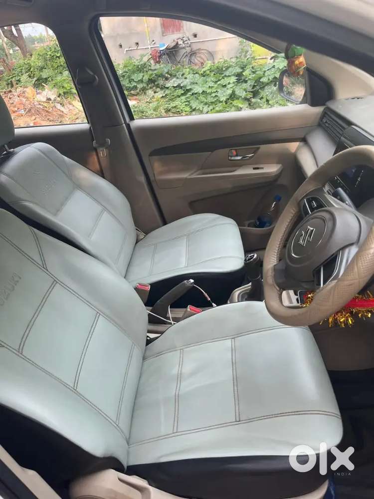 Maruti Suzuki Ertiga 2024 Petrol 890000 Km Driven