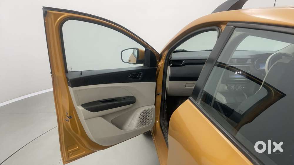 Renault Triber Rxt, 2020, Petrol