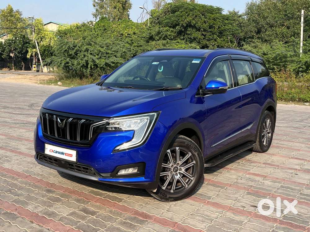 Mahindra Xuv700 2.0 Ax 7 Petrol Mt Str, 2022, Petrol