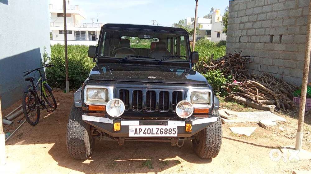 Mahindra Bolero Neo 2001