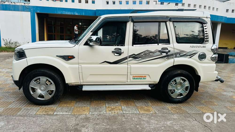 Mahindra Scorpio S4, 2016, Diesel