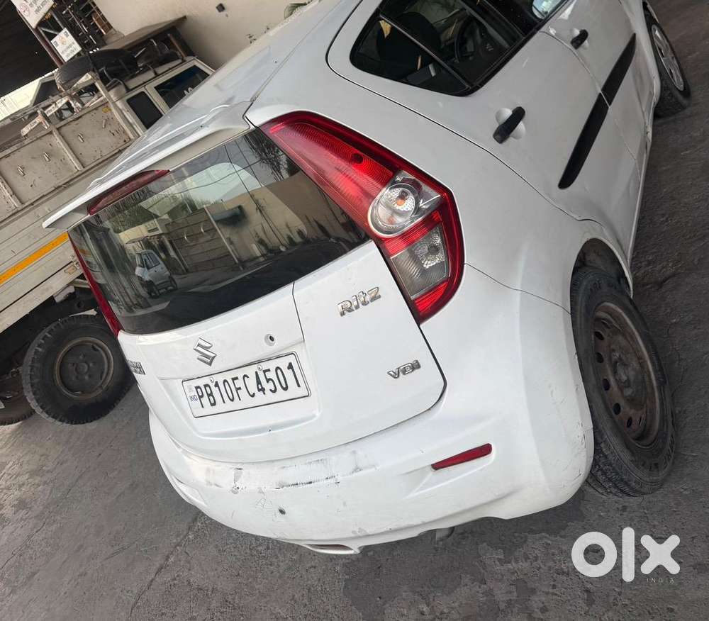 Maruti Suzuki Ritz 2015 Diesel 120000 Km Driven
