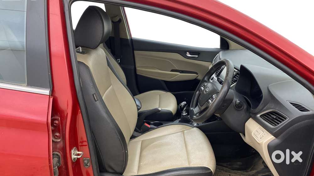 Hyundai Verna 1.6 Sx (o) Vtvt, 2019, Petrol